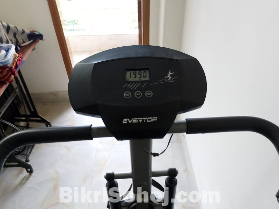 ম্যানুয়াল ট্রেডমিল বিক্রি হবে